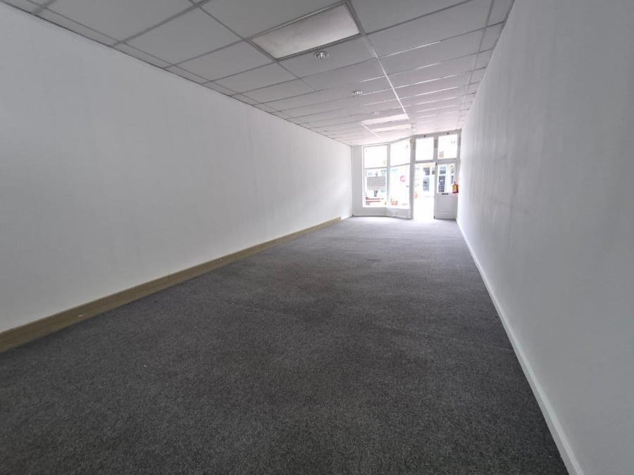 To Let Commercial Property for Rent in Plumstead Western Cape